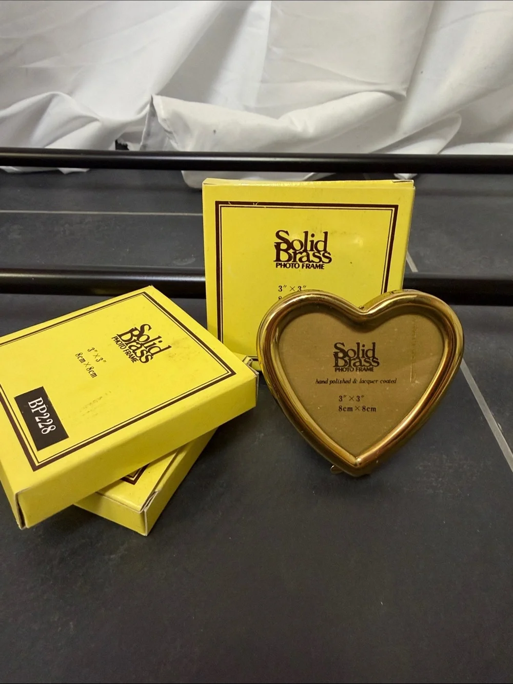 Solid brass photo frame Heart shaped in Gold new in box